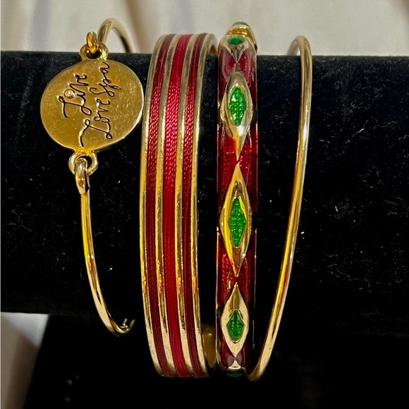 Set of 4 costume jewelry bangle bracelets - Picture 2 of 2